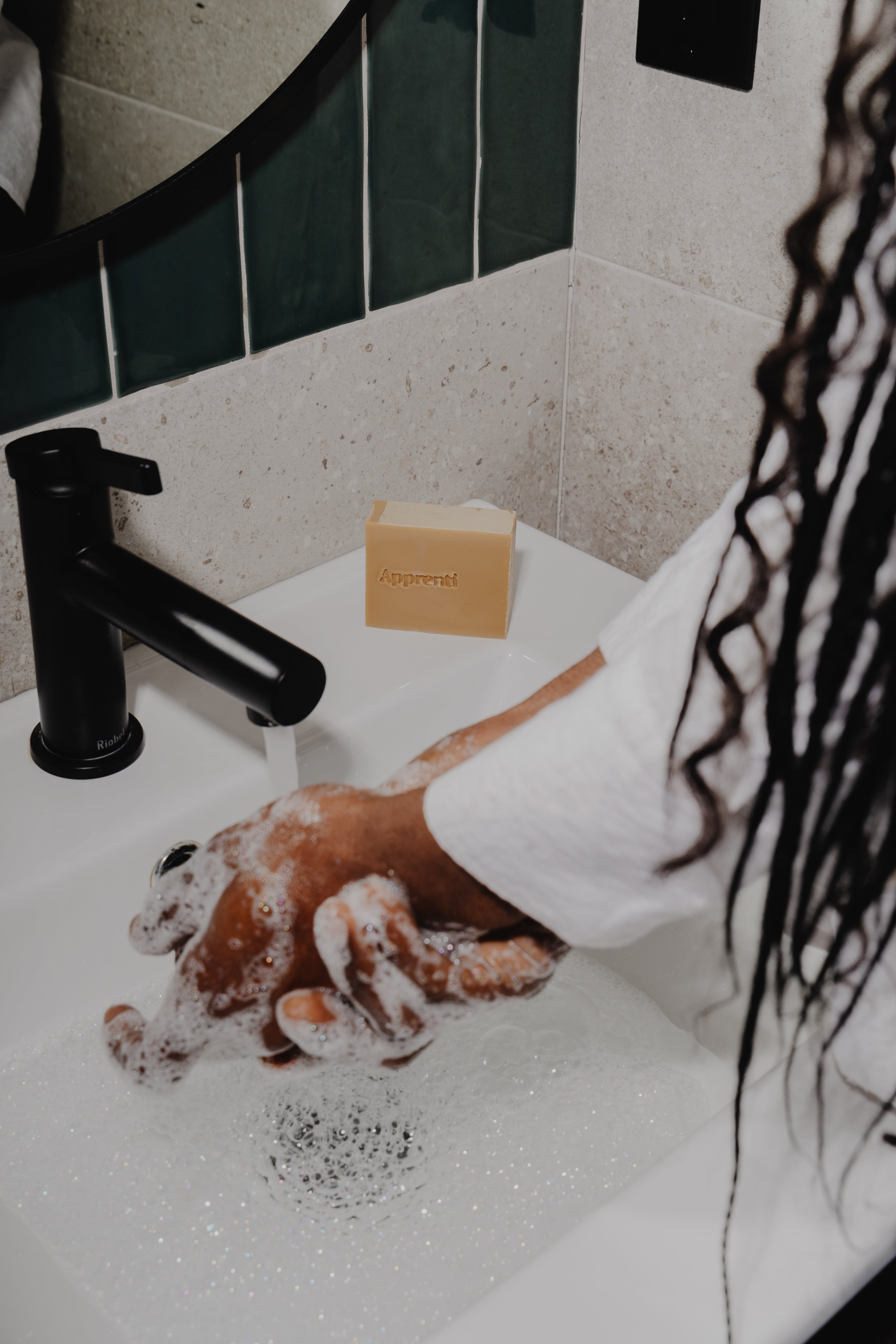 Cedarwood & Petitgrain Soap - Apprenti